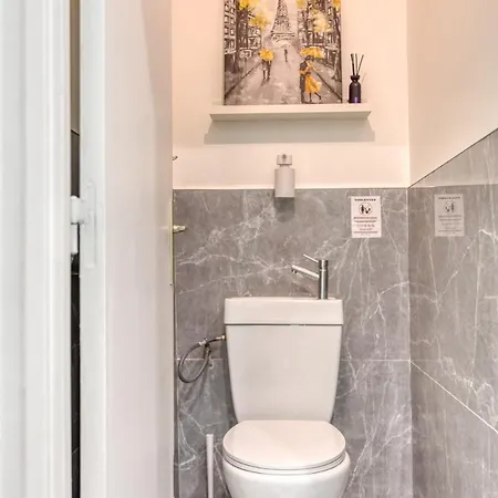Large, Bright And Refined 10 Min From Paris Apartmán